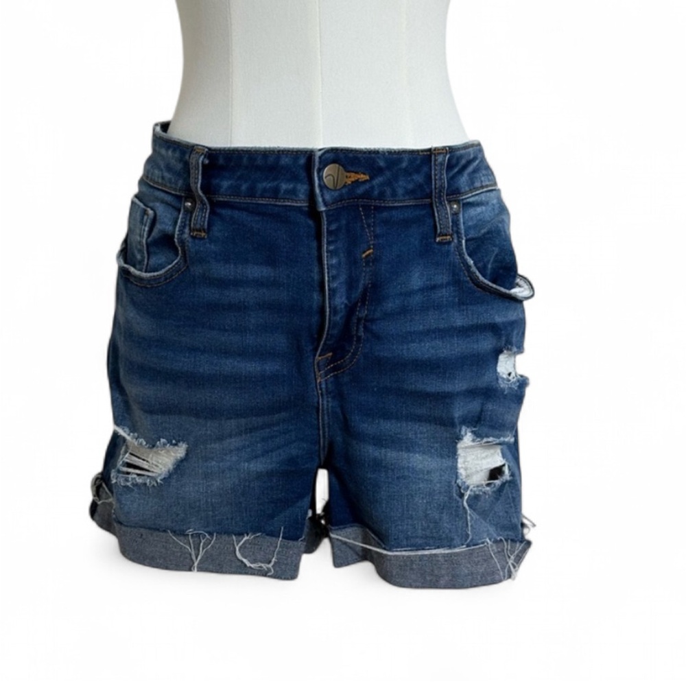 Vigoss - Women's Blue Distressed Denim Shorts - size 32